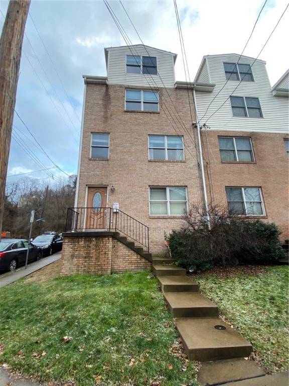 South Side, PA 15203,954 Pretense Way