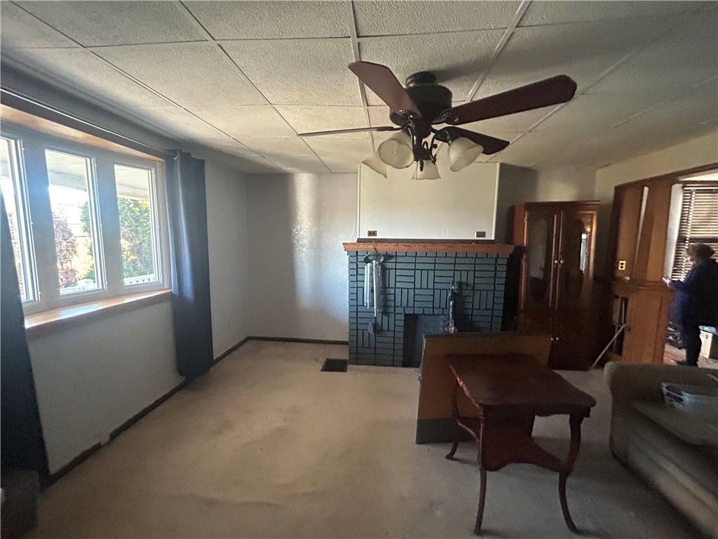 N Versailles, PA 15137,262 Greensburg Pike