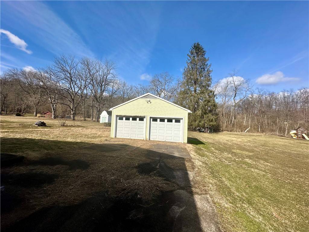 Rostraver, PA 15089,329 Vernon Dr