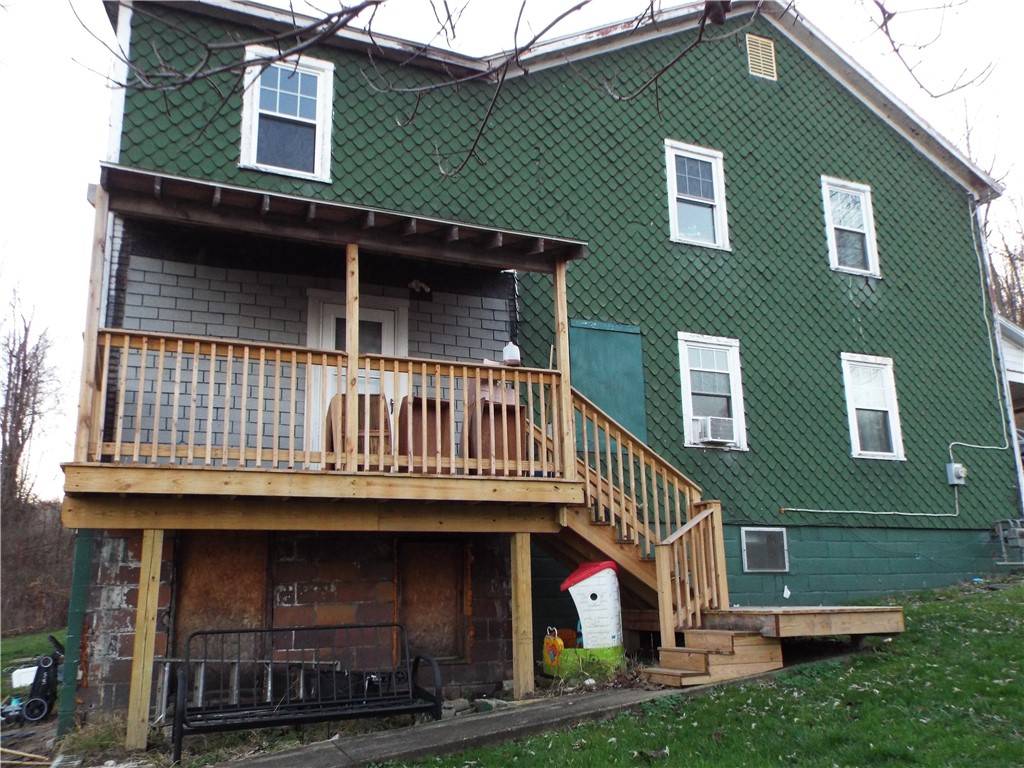 Luzerne Twp, PA 15428,204 Tower Hill Rd
