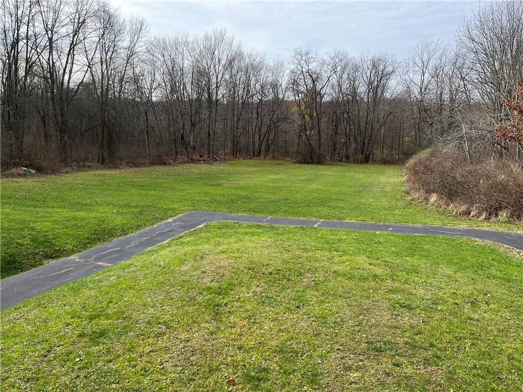 Hermitage, PA 16148,1780 Maple Dr