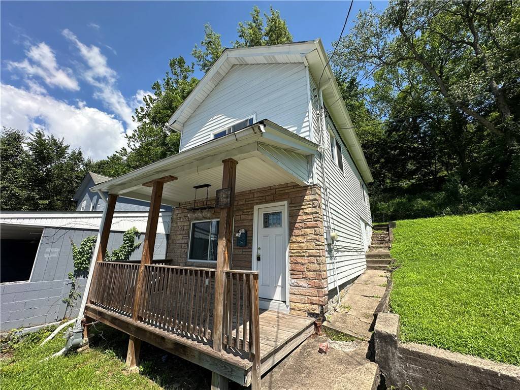 Oakmont, PA 15139,725 Valley St