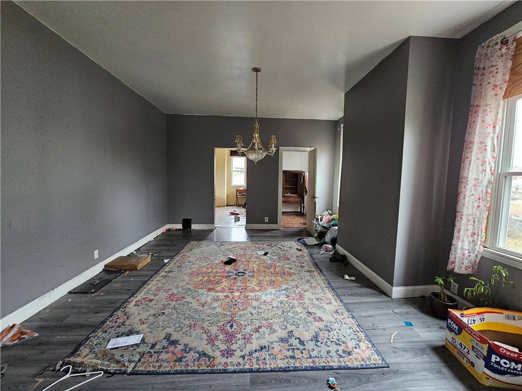 Shaler, PA 15223,109 E Undercliff St