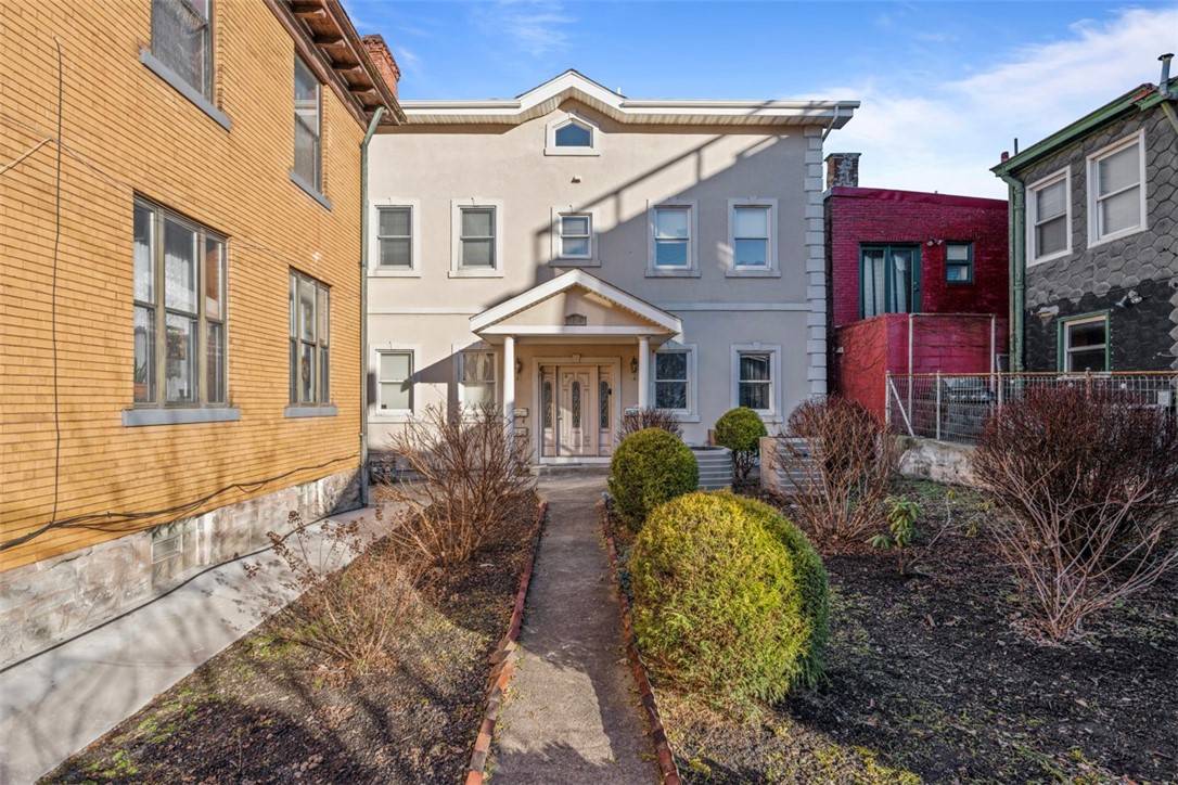 South Side, PA 15203,125 S 12th