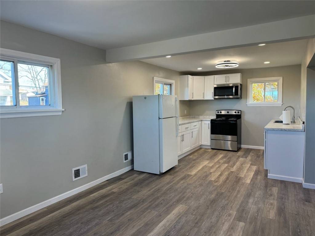 Bethel Park, PA 15102,2895 Cedar St,