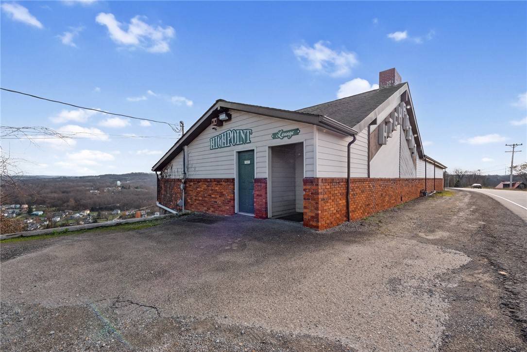 California, PA 15423,882 HIGHPOINT DRIVE