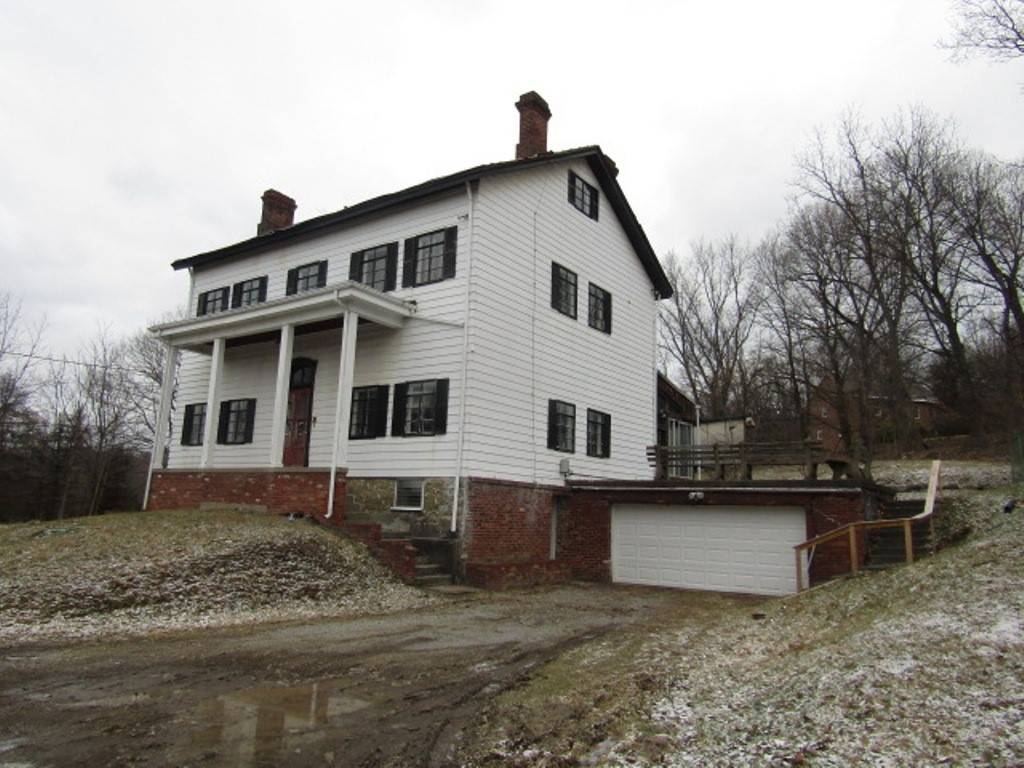 North Fayette, PA 15071,2000 Robb Hill Rd
