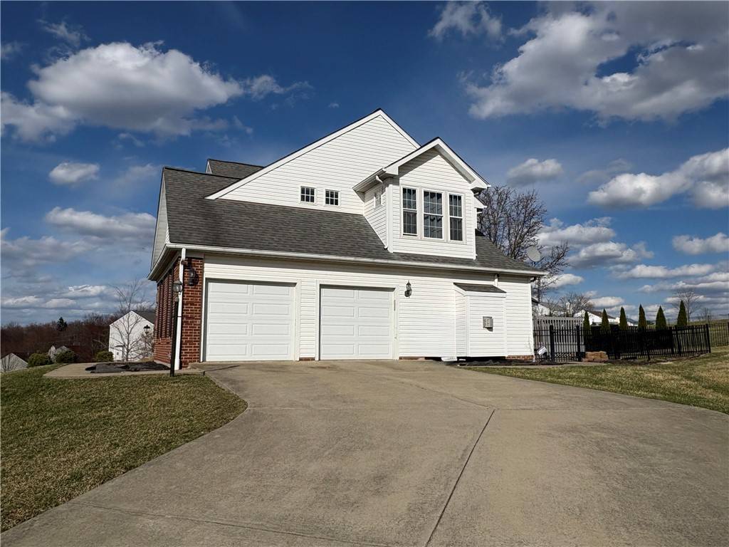 Center Twp - Bea, PA 15001,129 Buttonwood Dr