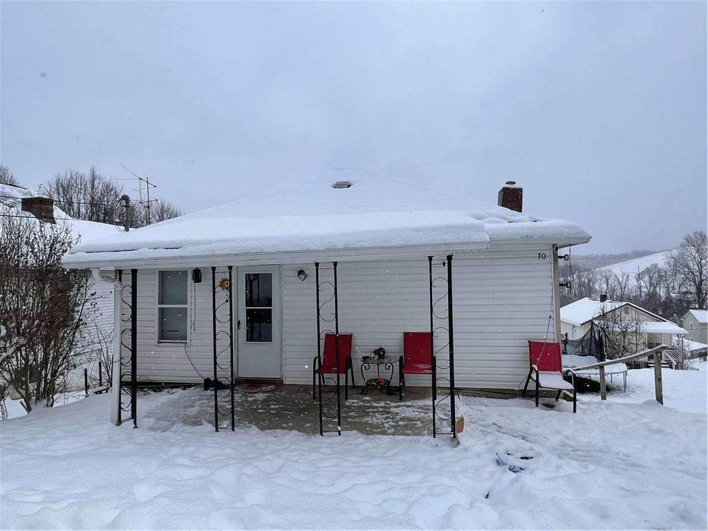 East Bethlehem, PA 15333,70 South St