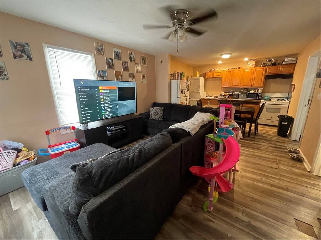 East Bethlehem, PA 15333,70 South St