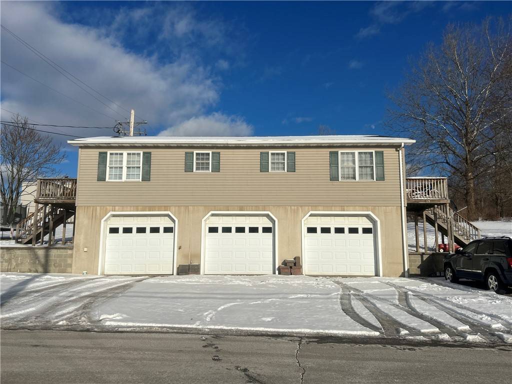 Blairsville Area, PA 15717,31 & 33 Evans Ave
