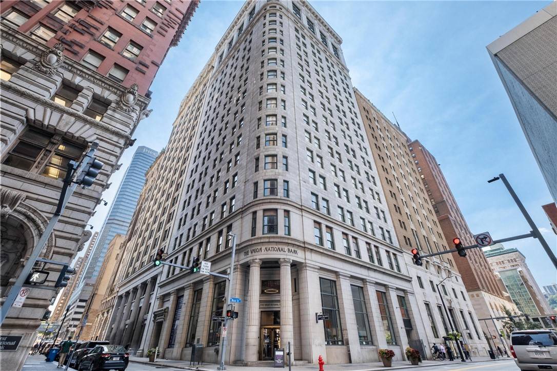 Downtown Pgh, PA 15222,306 4th Ave #501
