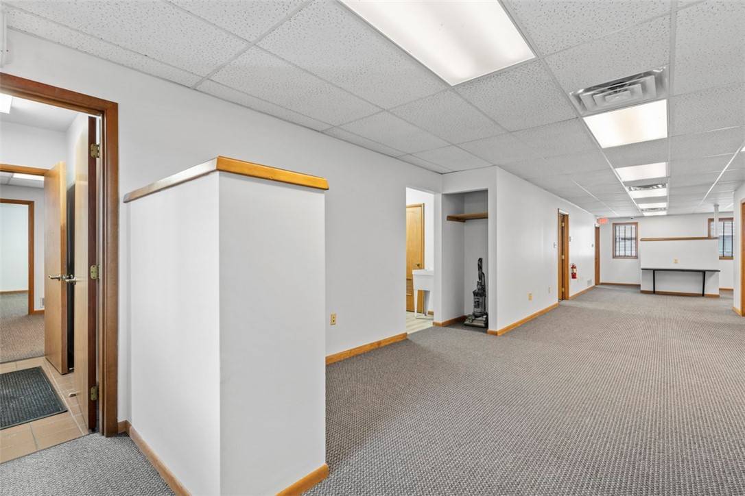 Crafton, PA 15205,2 EAST CRAFTON