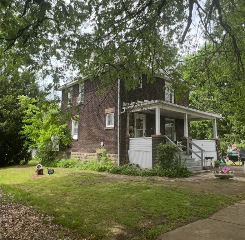 Sharon, PA 16146,1008 Baldwin Ave