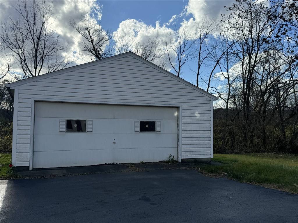 New Castle/7th, PA 16102,507 W Cherry St