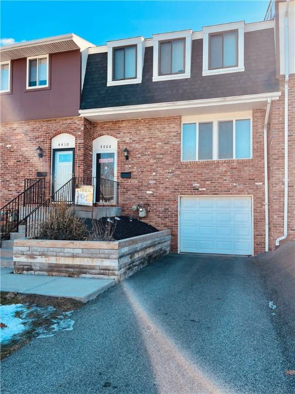 Hampton, PA 15101,4408 Laurel Oak Drive