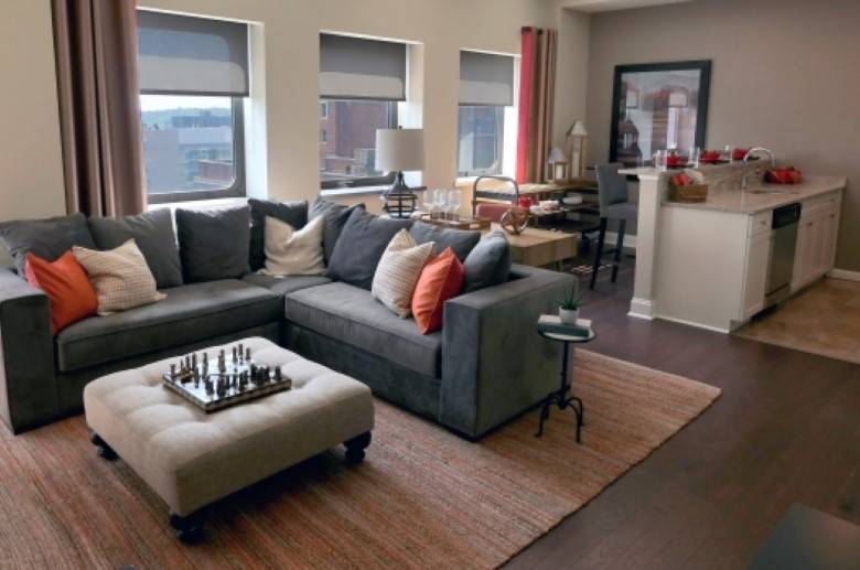 Downtown Pgh, PA 15219,613 William Penn Pl #1407