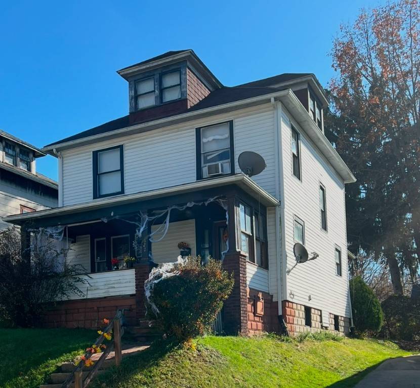 New Castle, PA 16101,622 E Reynolds St