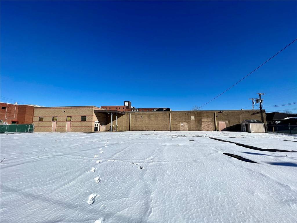 New Castle/1st, PA 16101,20 E South Street