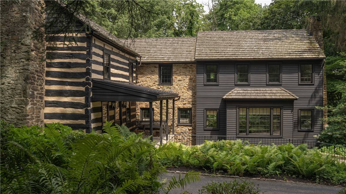 Fox Chapel, PA 15238,9 Trillium Lane