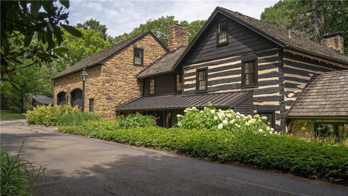 Fox Chapel, PA 15238,9 Trillium Lane
