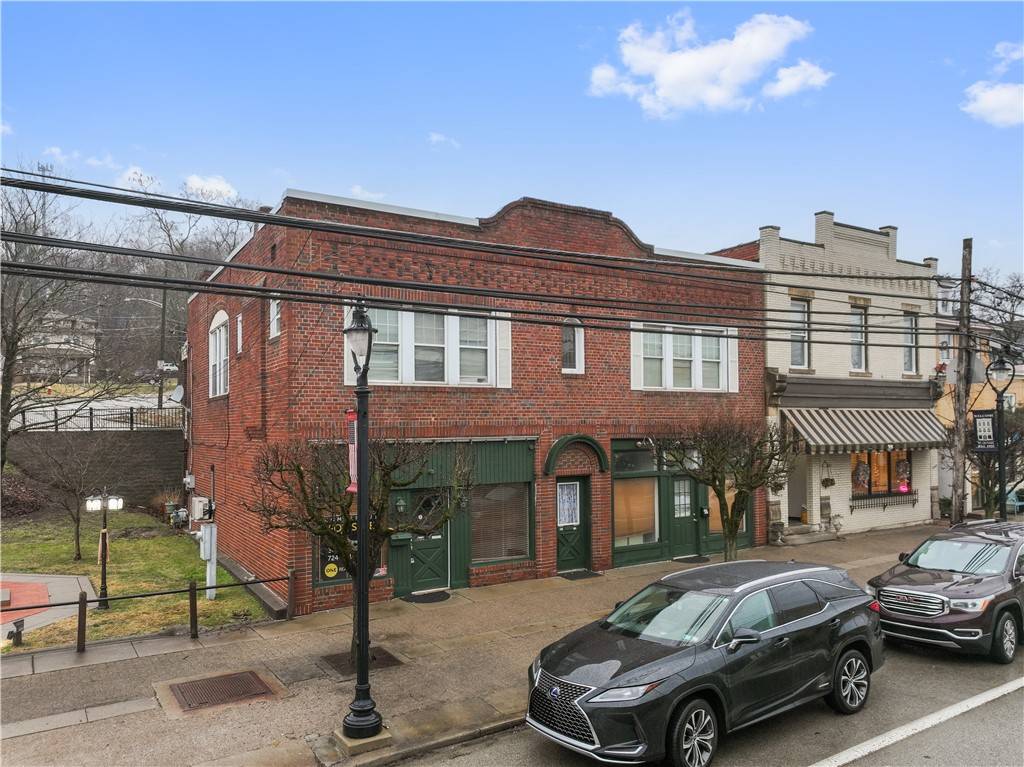 Blawnox, PA 15238,307 Freeport Rd