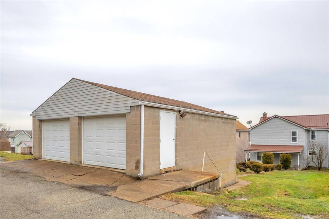 Vandergrift - Wml, PA 15690,411 Emerson Street