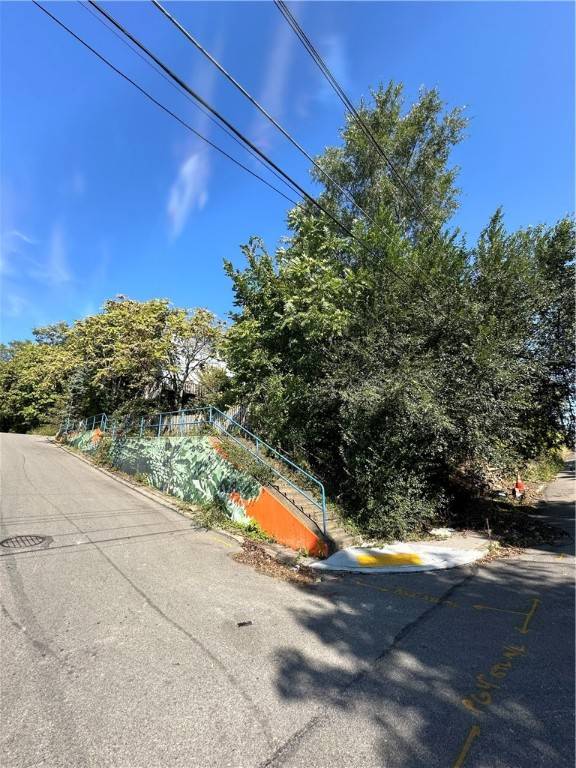 Garfield, PA 15224,402 N Pacific Ave - Lot 3