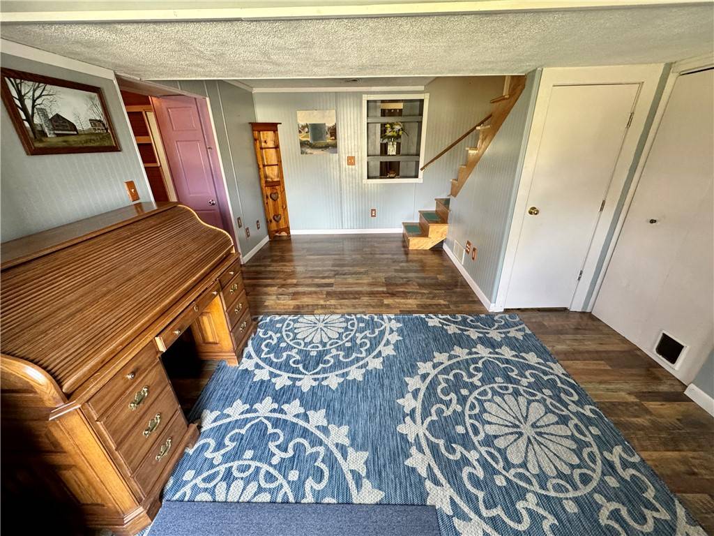 Kiskiminetas Twp, PA 15613,708 Jackson Road