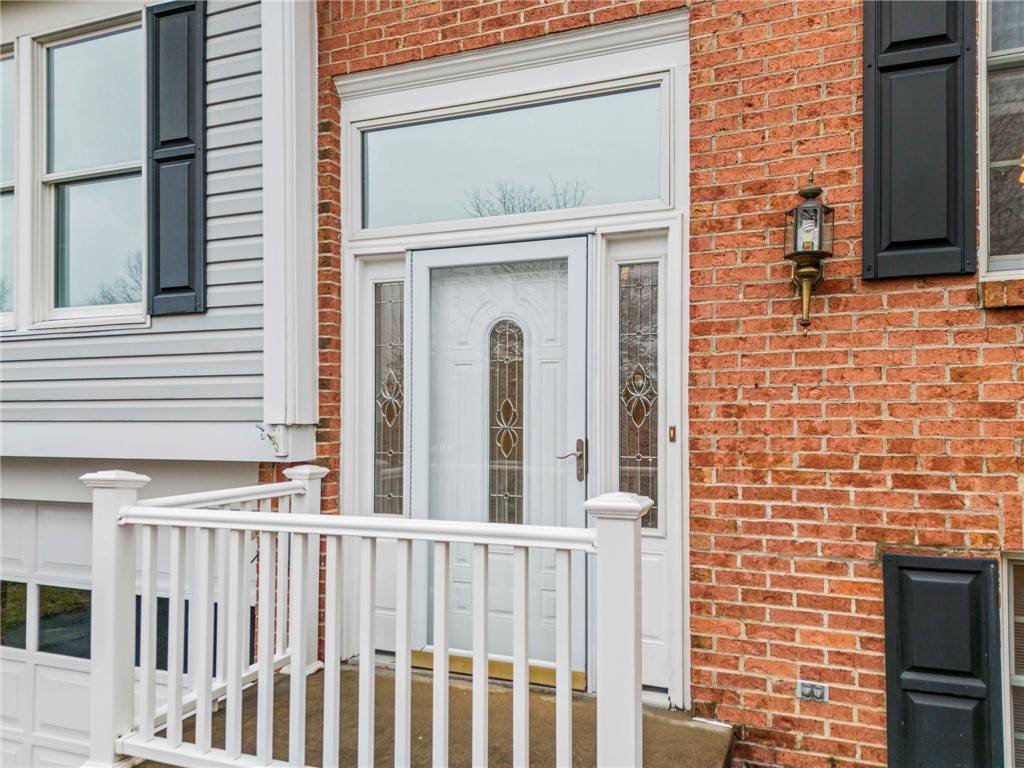 North Strabane, PA 15317,1045 Meadowbrook Dr