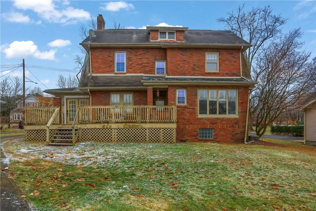New Castle/2nd, PA 16105,207 E Fairfield Ave