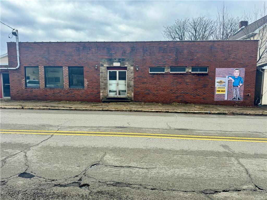 Liberty Boro, PA 15133,2922 Liberty Way