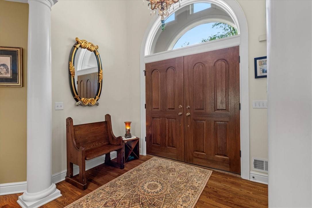 O'hara, PA 15238,912 Field Club Road