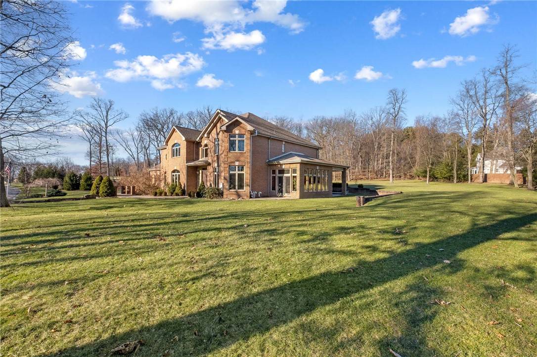 Adams Twp, PA 16046,1653 Chapel Ridge Ln