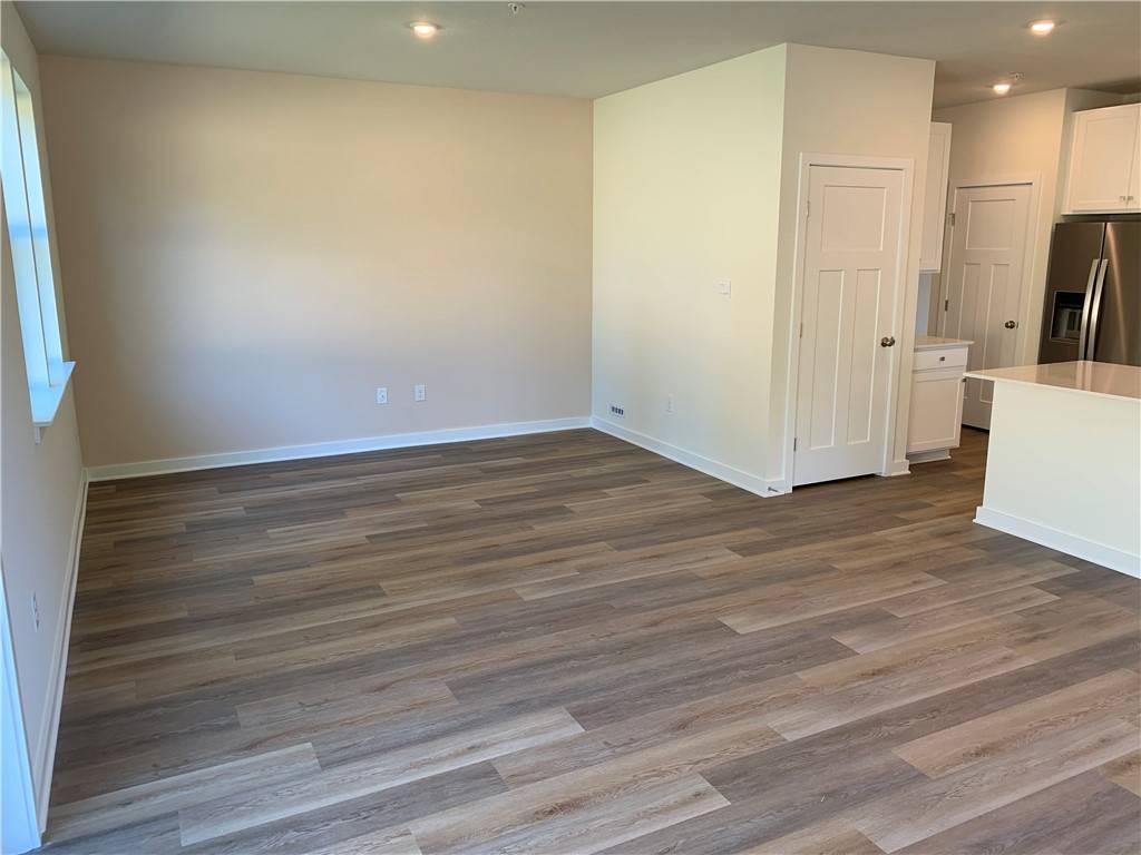Harmony Boro - But, PA 16037,133 Scotland Lane #109D