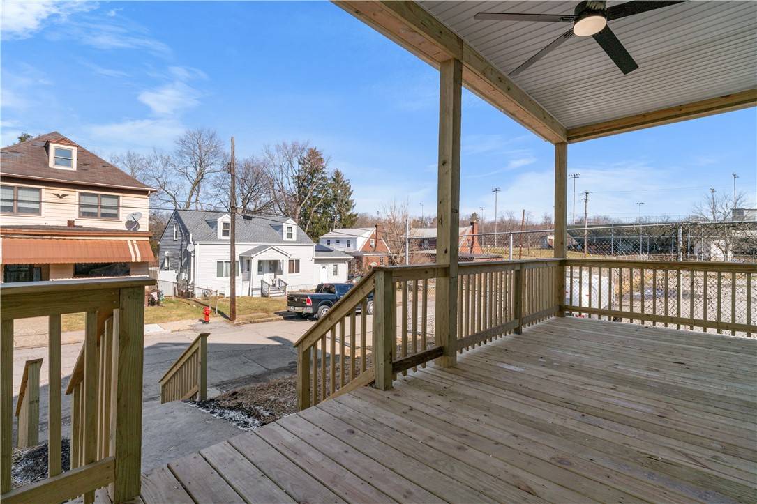 Aliquippa, PA 15001,1209 McMinn St