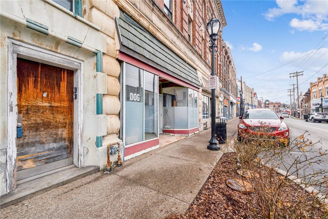 Mt Oliver, PA 15210,215-217 Brownsville Road