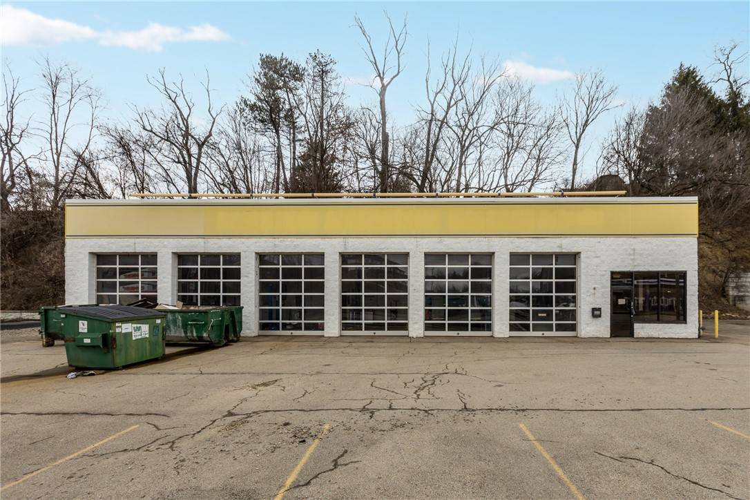 Irwin, PA 15642,9435 US Route 30