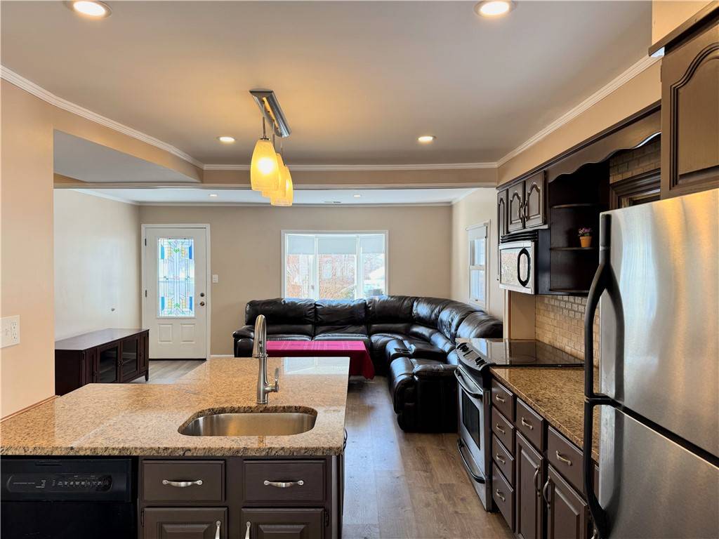 Bethel Park, PA 15102,5035 Sherwood Rd