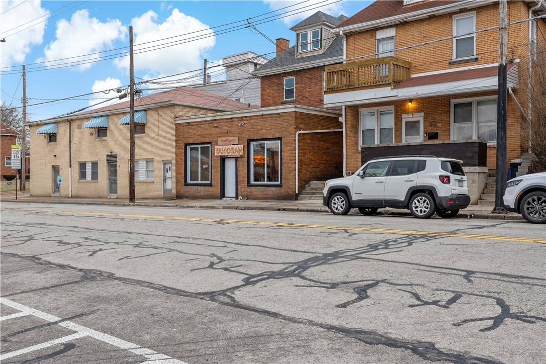 Ambridge, PA 15003,848 Duss Ave