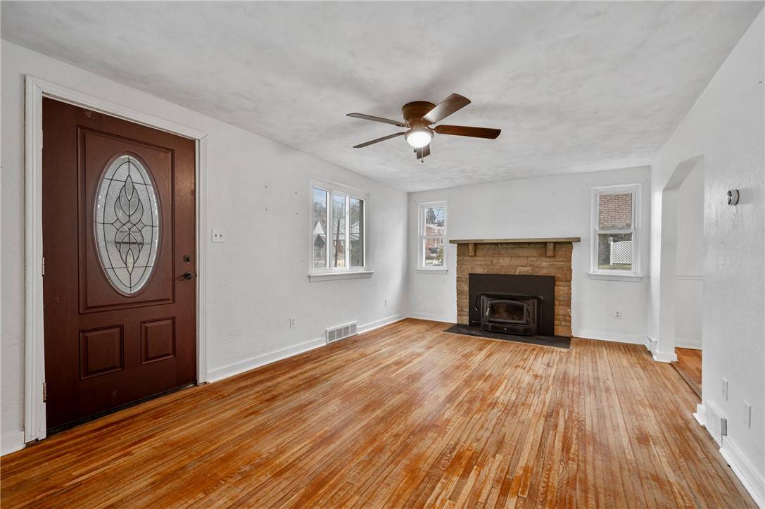 Green Tree, PA 15205,45 Poplar St