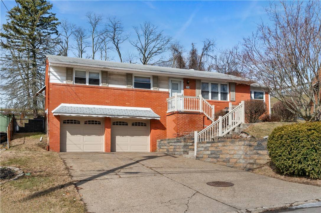 West Mifflin, PA 15122,819 Shadyside Dr