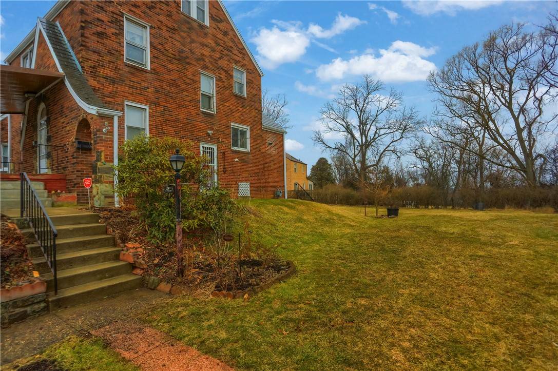 Brookline, PA 15226,1411 Milan Ave