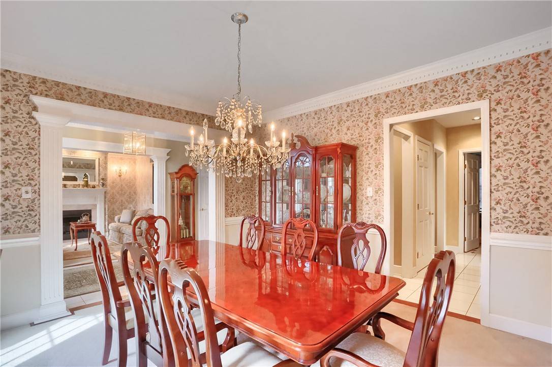 Moon/crescent Twp, PA 15108,2414 Emma Lane
