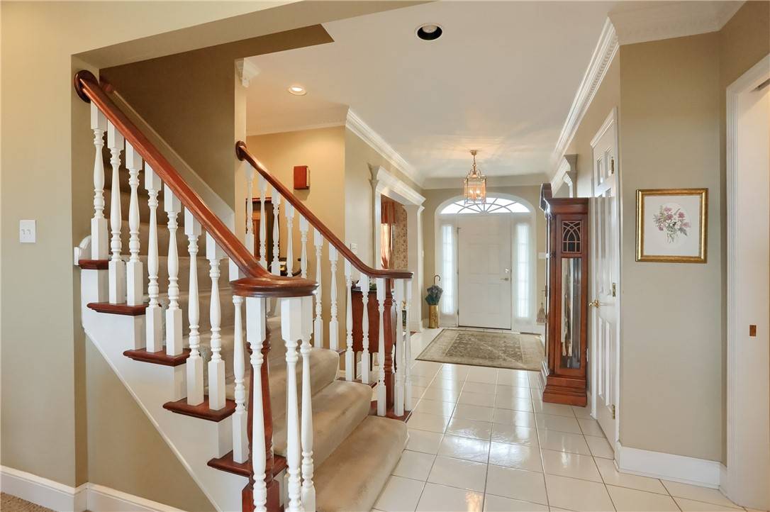 Moon/crescent Twp, PA 15108,2414 Emma Lane