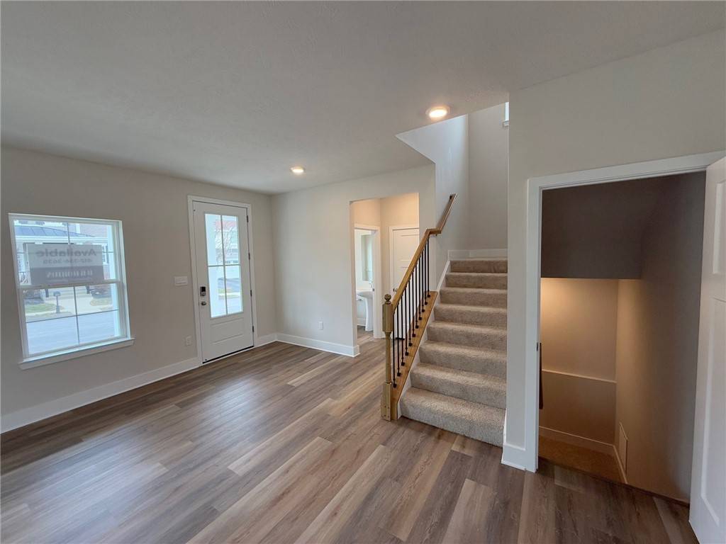 South Fayette, PA 15017,1253 Newbury Highland