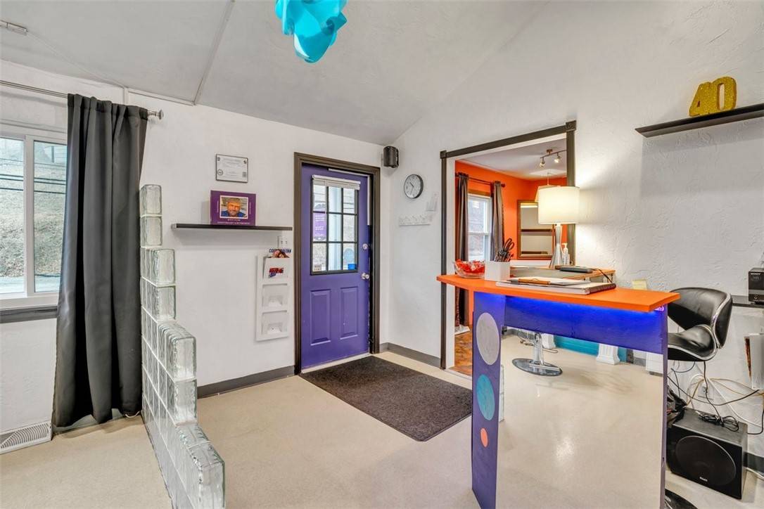 White Oak, PA 15131,2614 Lincoln Way