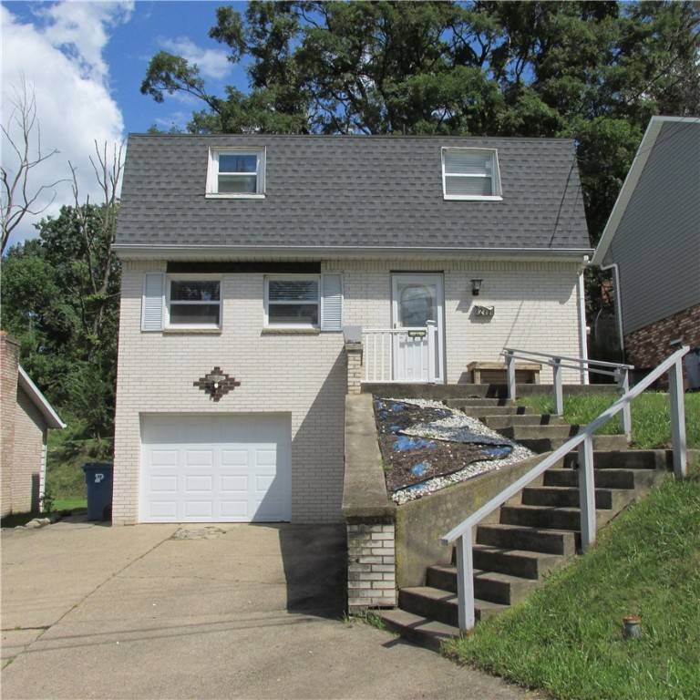 Penn Hills, PA 15235,279 Richland Drive
