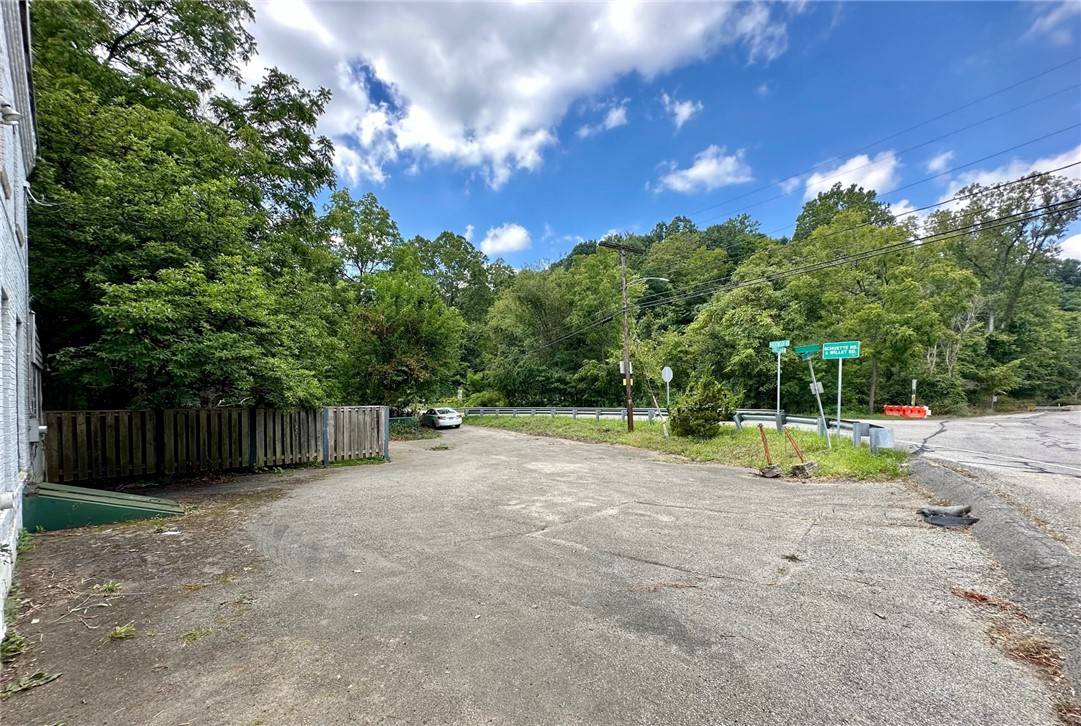 Baldwin Boro, PA 15236,1971 Streets Run Rd