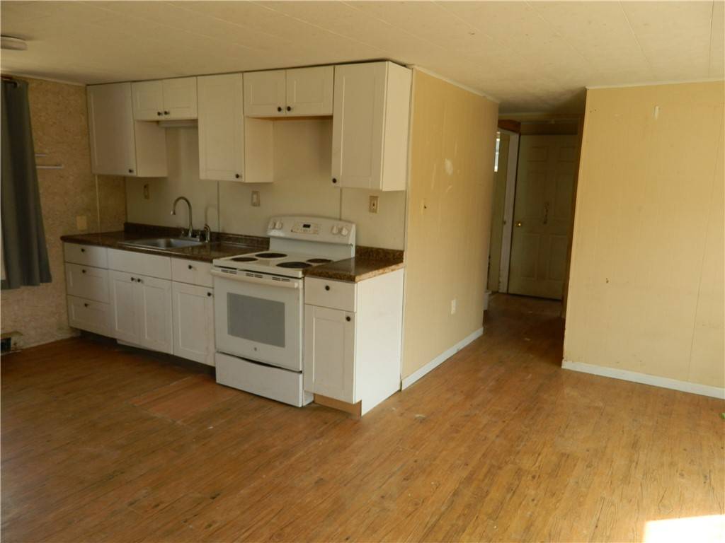 Franklin Twp, PA 16123,103 Sherwood Dr